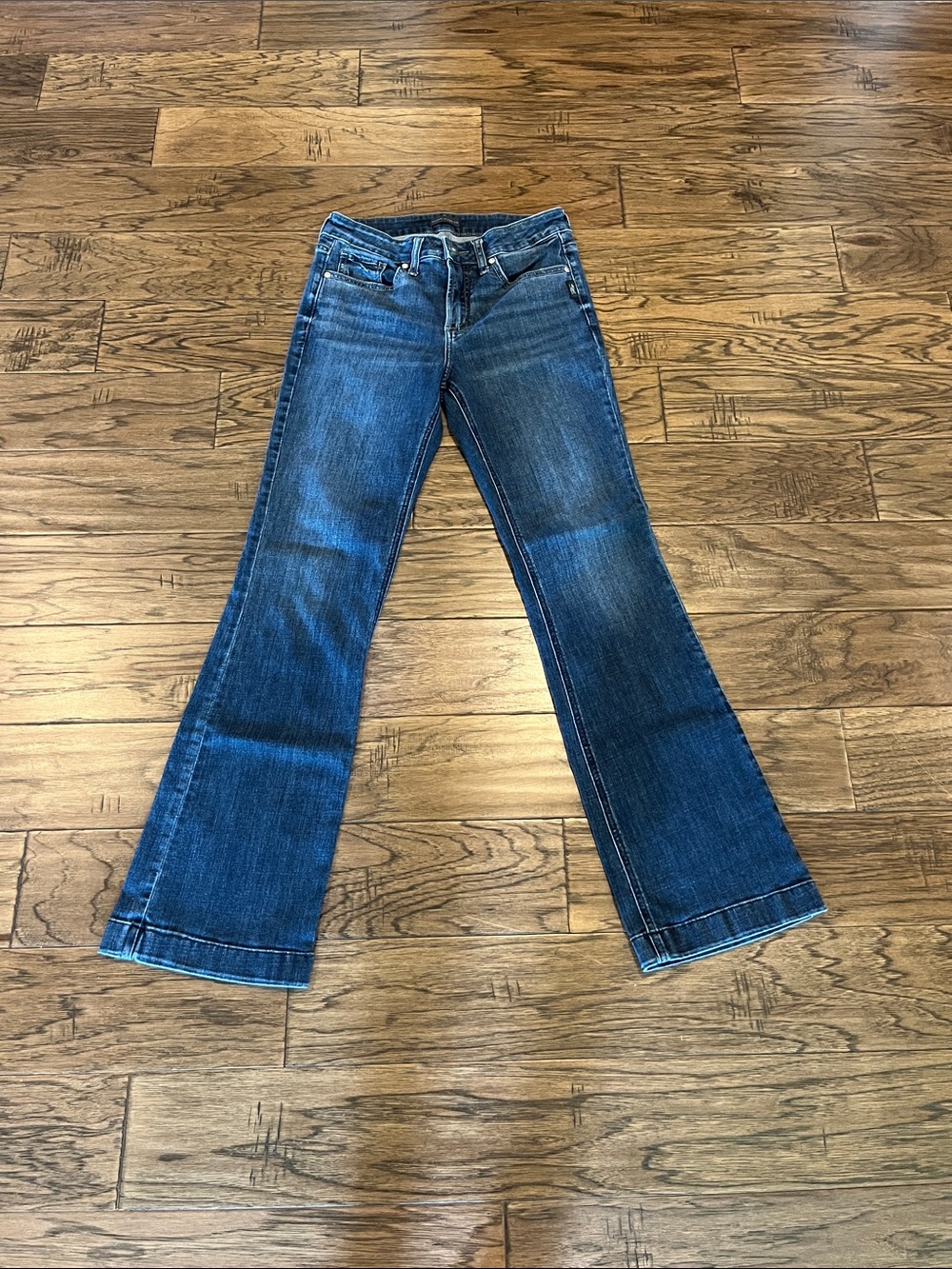 Silver Jeans Suki Bootcut High Rise Size 31